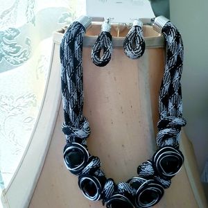 Beautiful fashion earrings and necklace